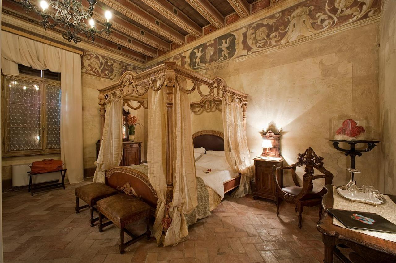 Relais Castello Bevilacqua Exterior foto