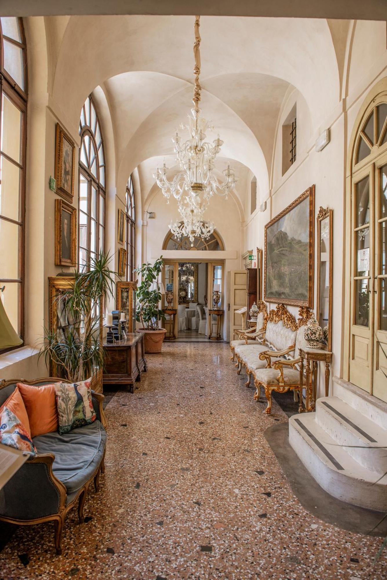 Relais Castello Bevilacqua Exterior foto