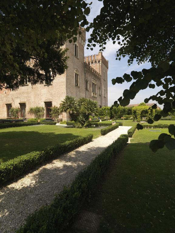 Relais Castello Bevilacqua Exterior foto